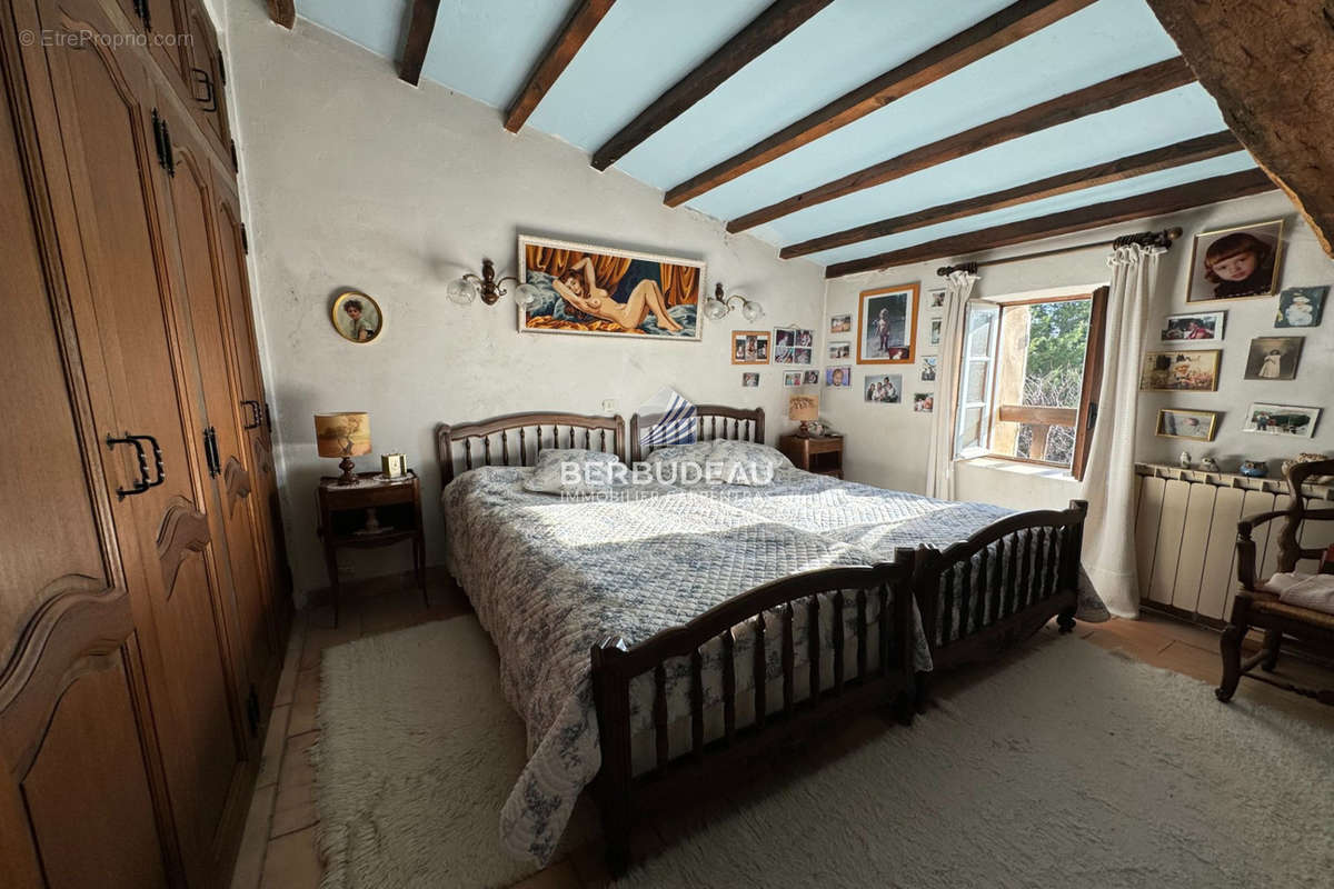 Maison à SAINT-TRINIT