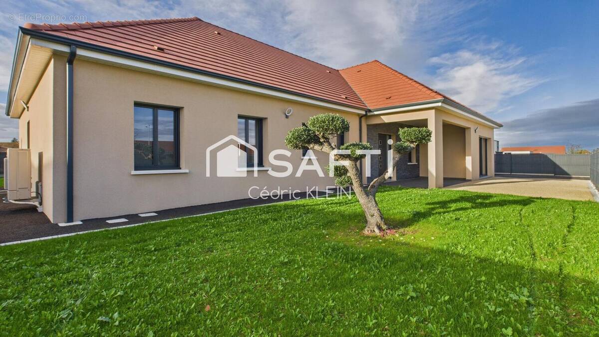 Photo 1 - Maison à CHATEAUROUX