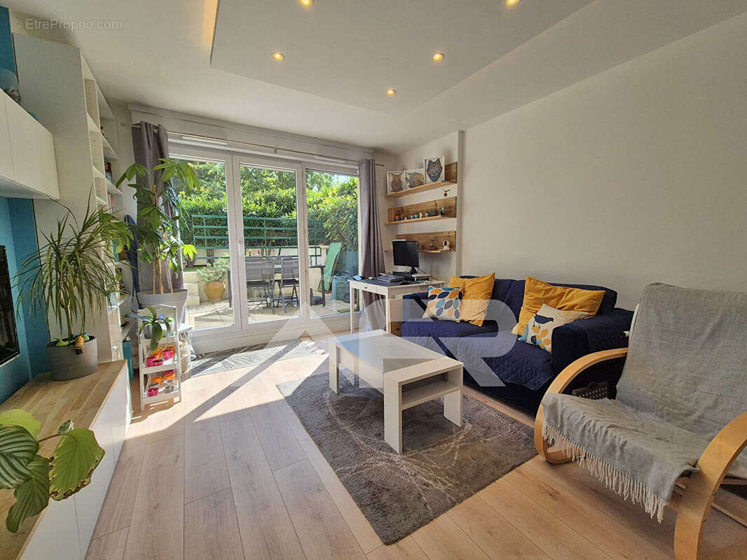 Appartement à CARRIERES-SUR-SEINE