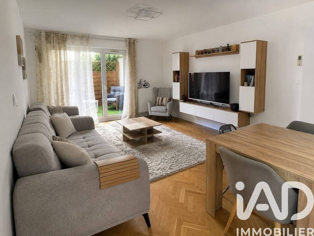 Photo 1 - Appartement à LE KREMLIN-BICETRE