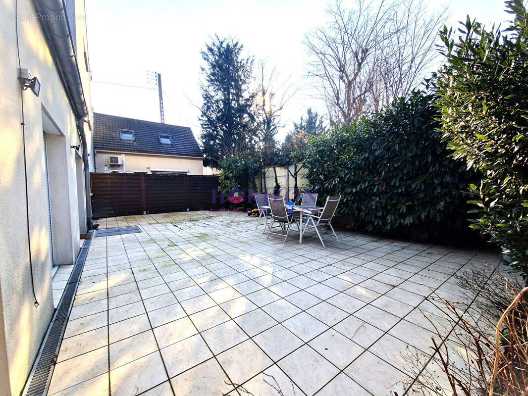 Appartement à BEAUMONT-SUR-OISE