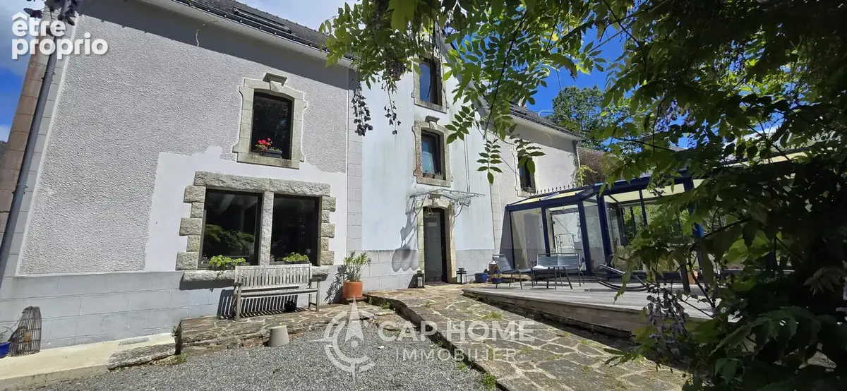 Maison à LE TREVOUX
