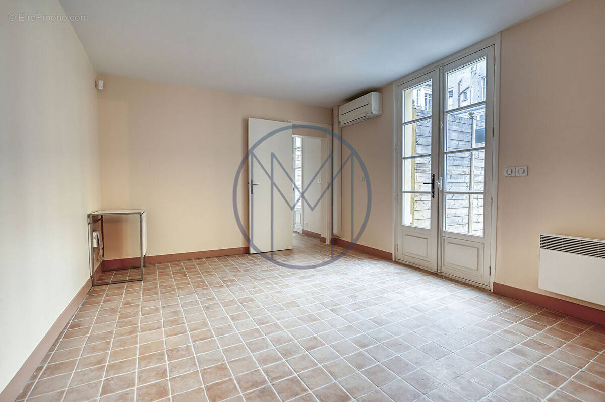 Appartement à VERSAILLES