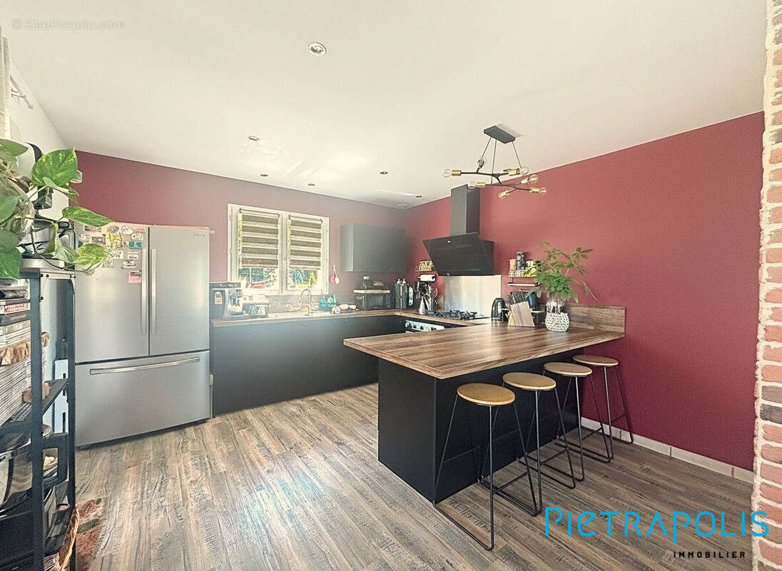 Maison 128 m² à Ternand  - photo 5