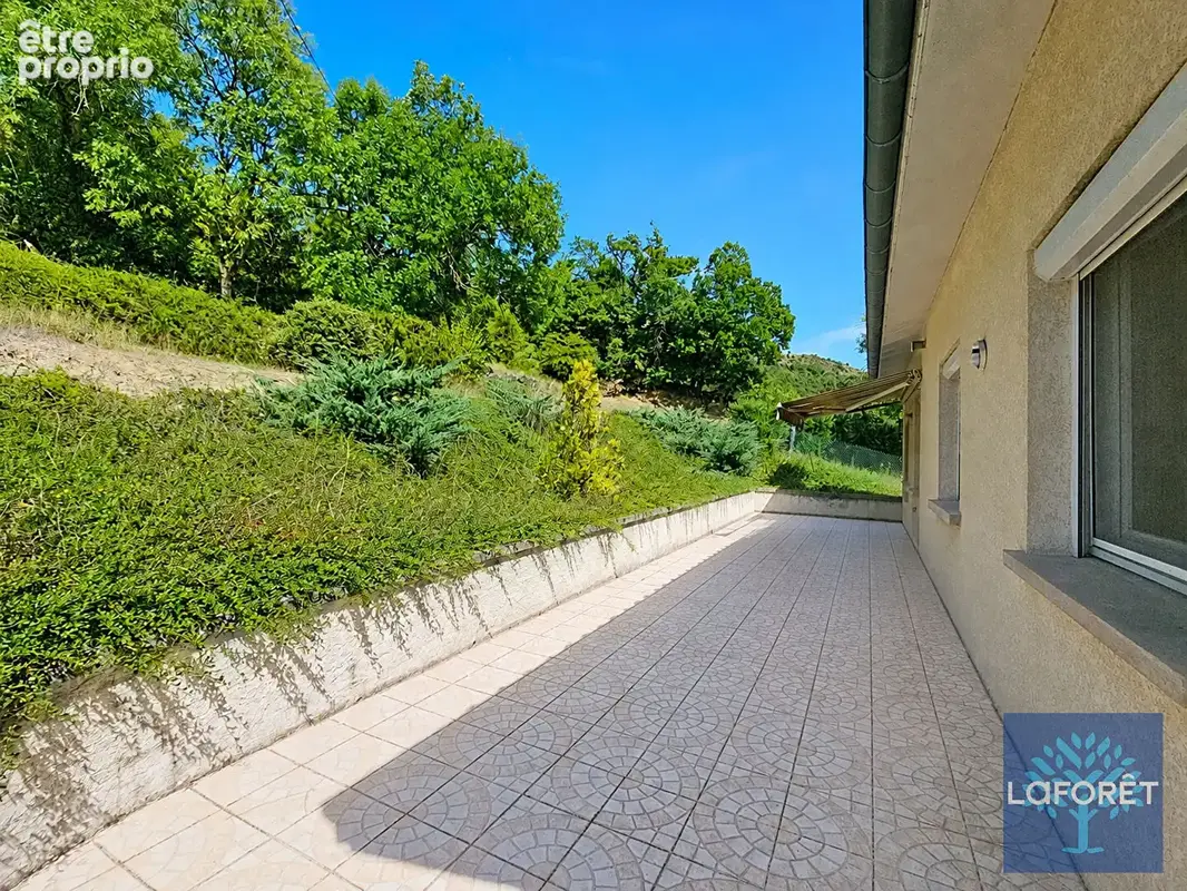Maison 3 chambres avec terrain clos - Les Estreys - photo 10