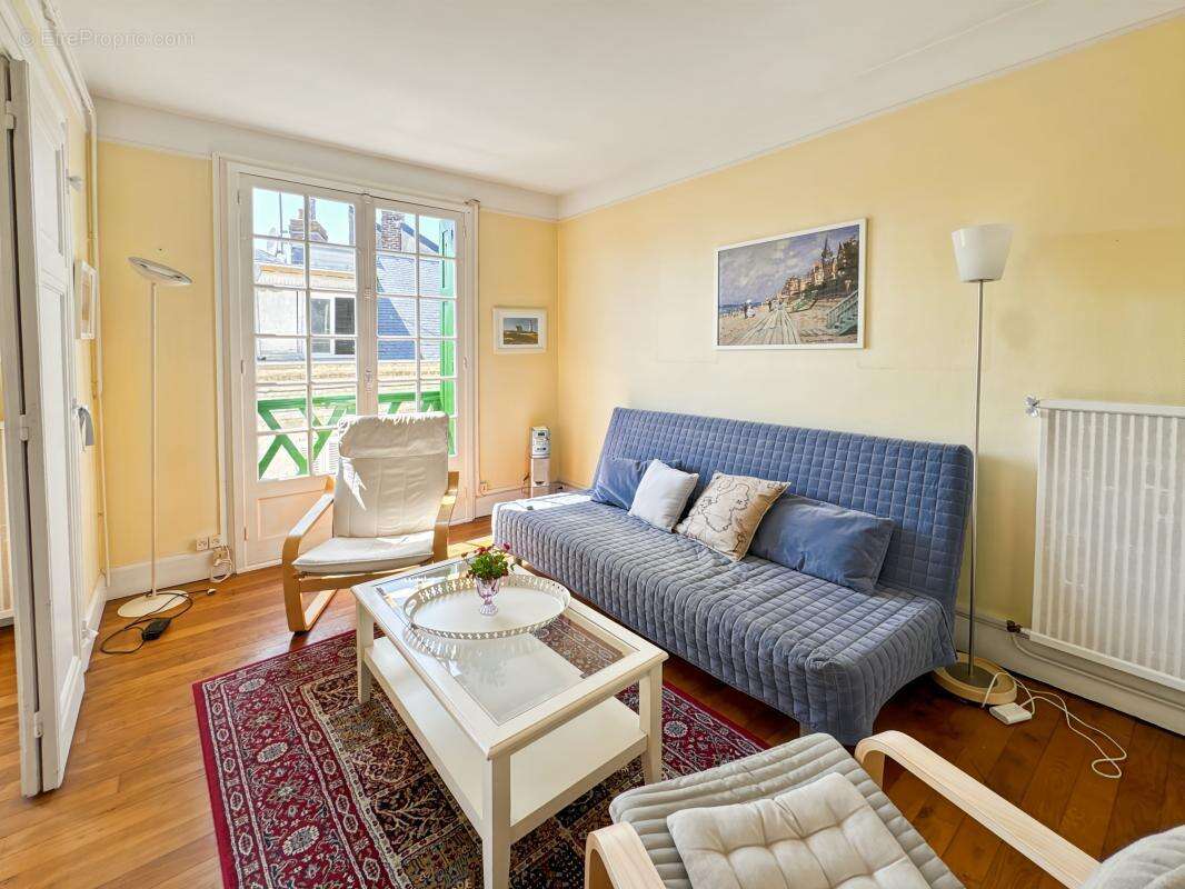 Appartement à TROUVILLE-SUR-MER