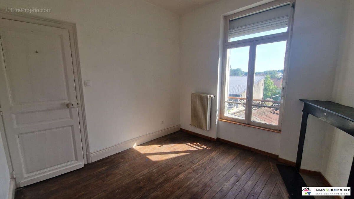 Maison 86 m² à Saint-Pol-Sur-Ternoise  - photo 6
