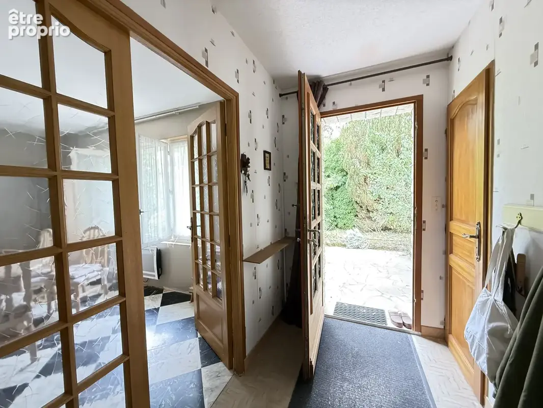 Léré - Une maison à moderniser, un environnement à préserver ! - photo 3