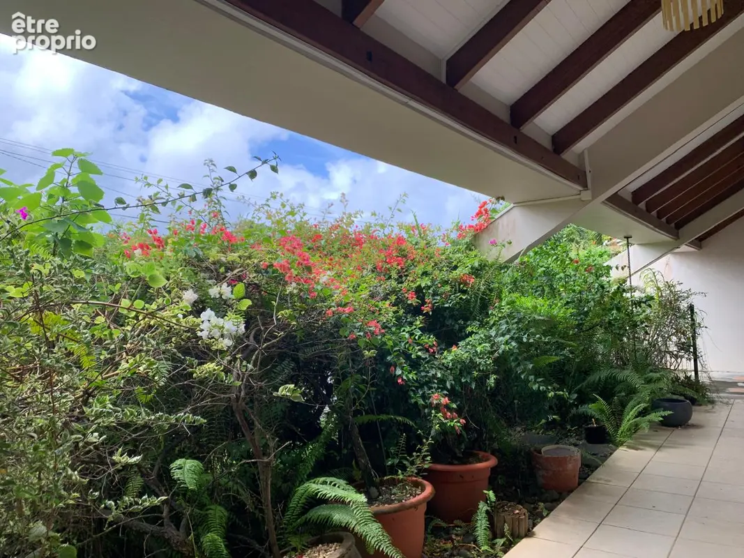 A Vendre Villa d'Architecte T6 - photo 10