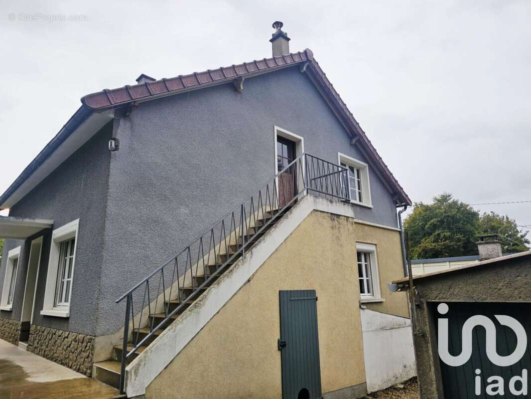Maison 135 m² à Dammarie-Sur-Loing  - photo 8