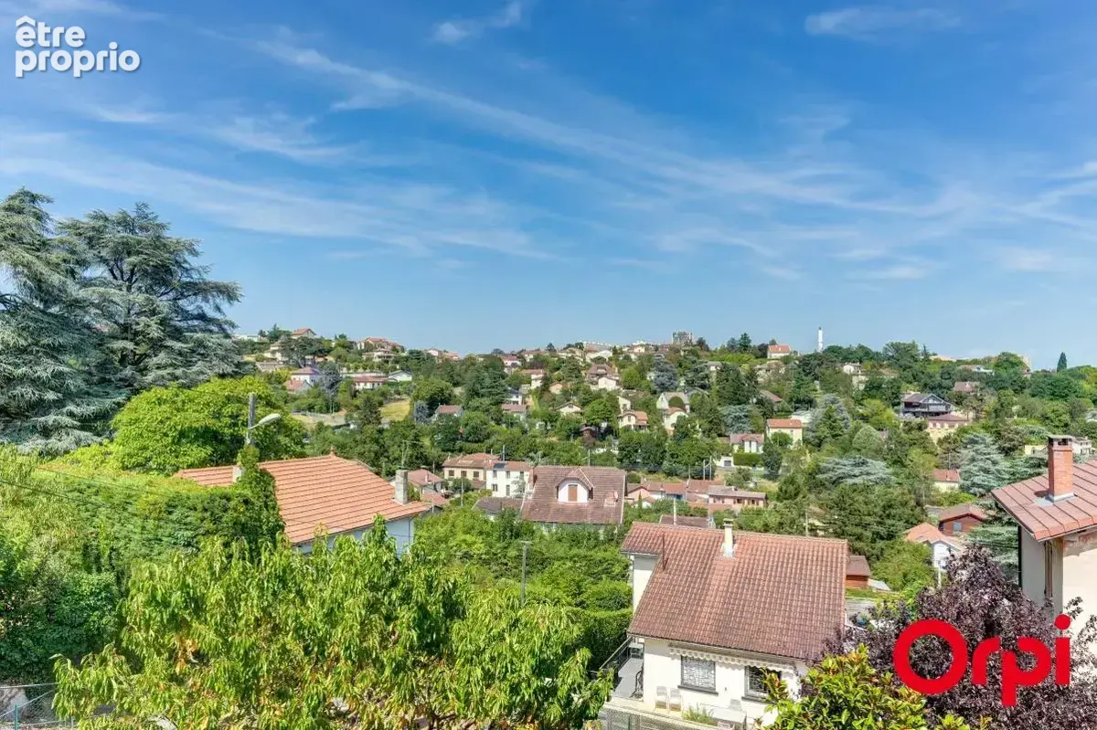 Maison familiale de 158 m² avec une belle vue dégagée - photo 3
