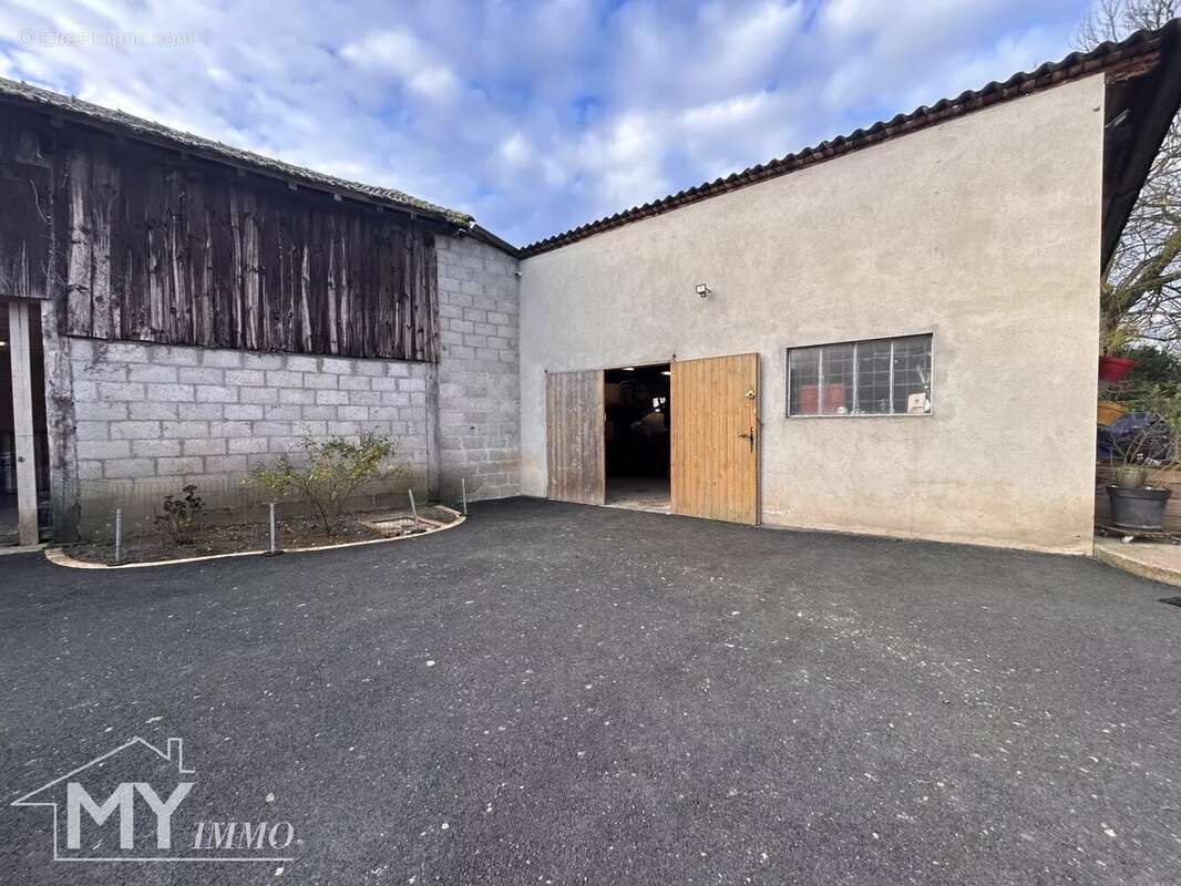 Maison à SAINT-AVIT-SAINT-NAZAIRE