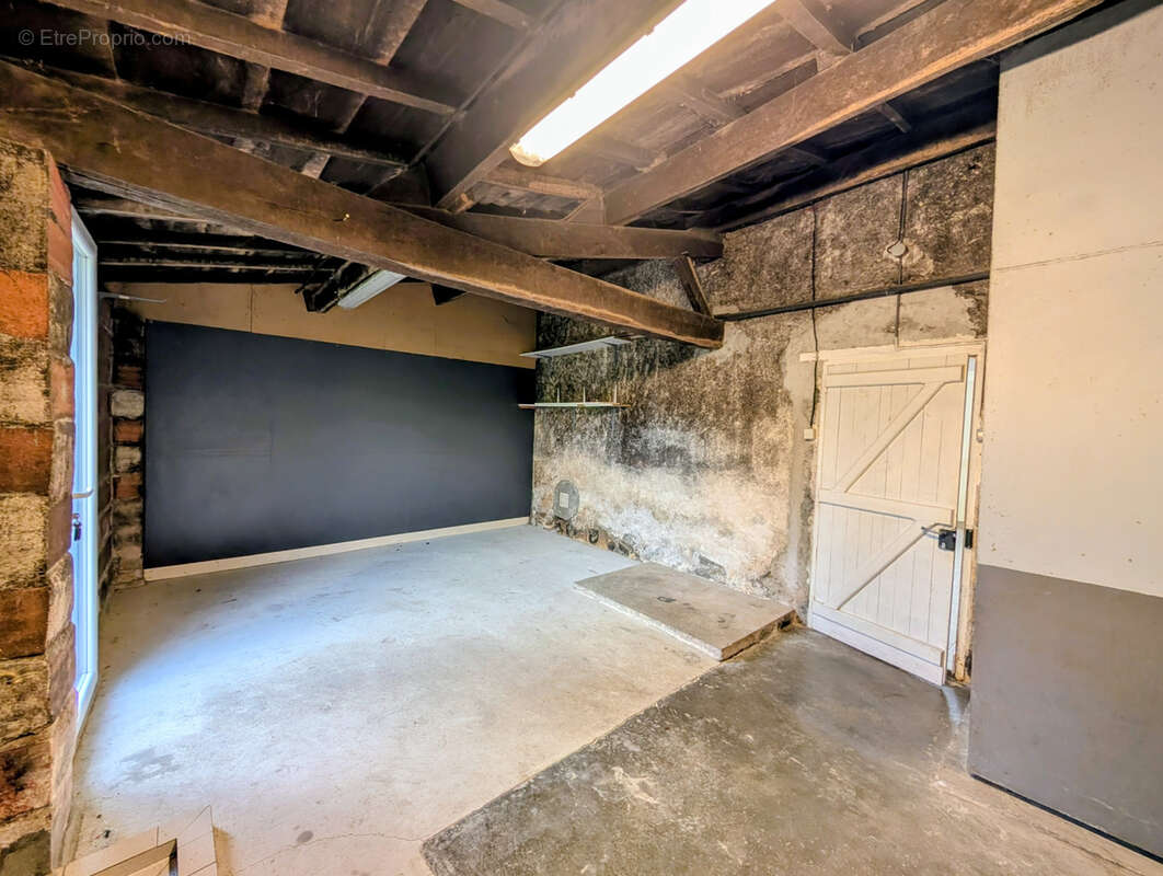 Maison à LES HERBIERS