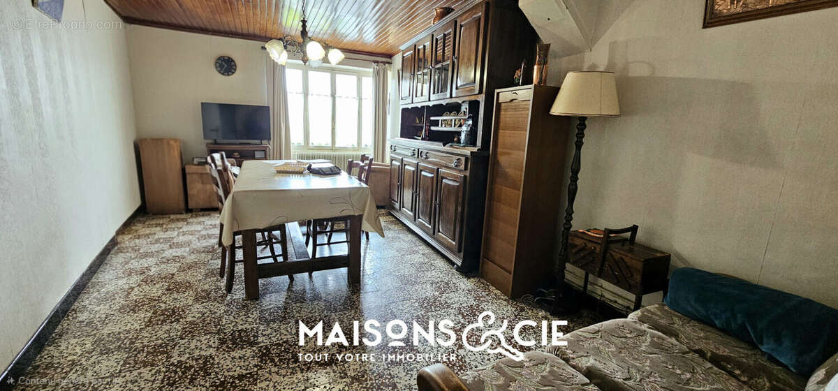 Maison à SAINT-SORLIN-EN-BUGEY