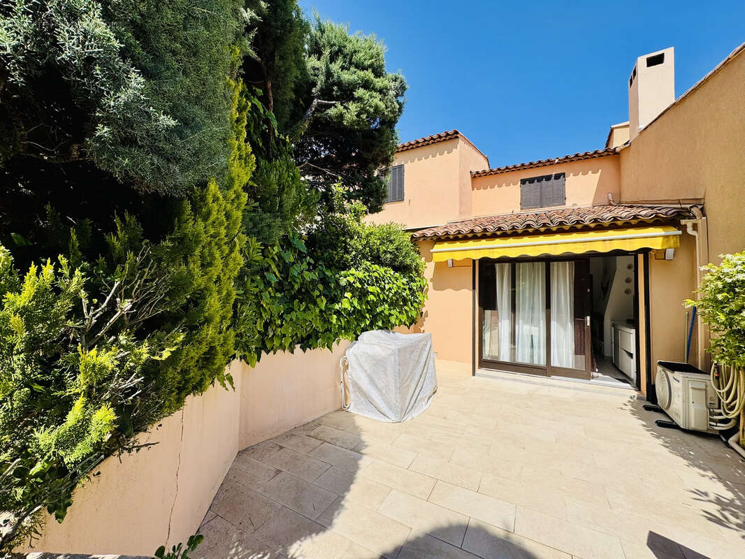 Appartement à SAINT-RAPHAEL