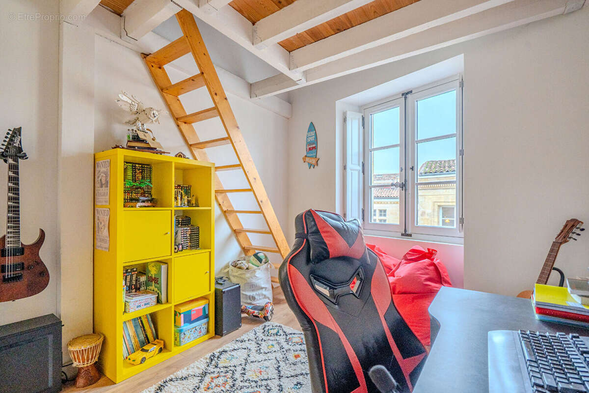 Appartement à BORDEAUX