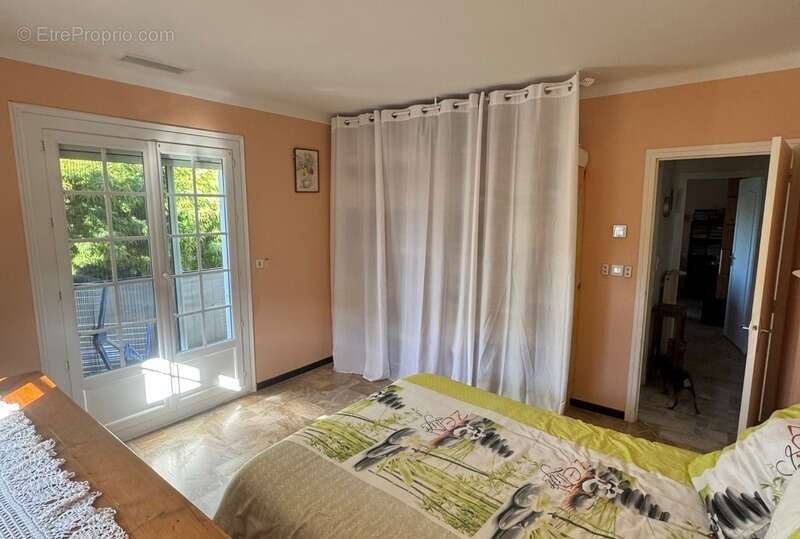 Maison à SAINT-CYPRIEN