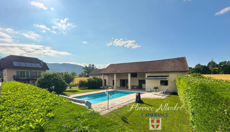 Maison à SAINT-JEOIRE-PRIEURE