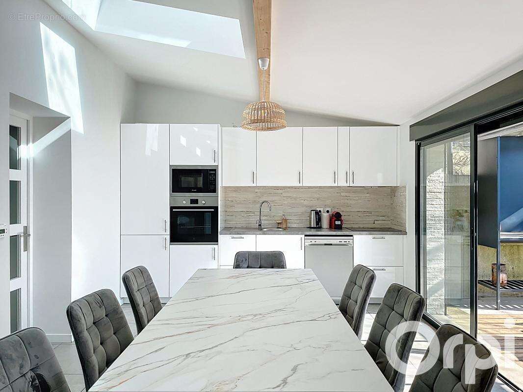 Maison à LONGJUMEAU