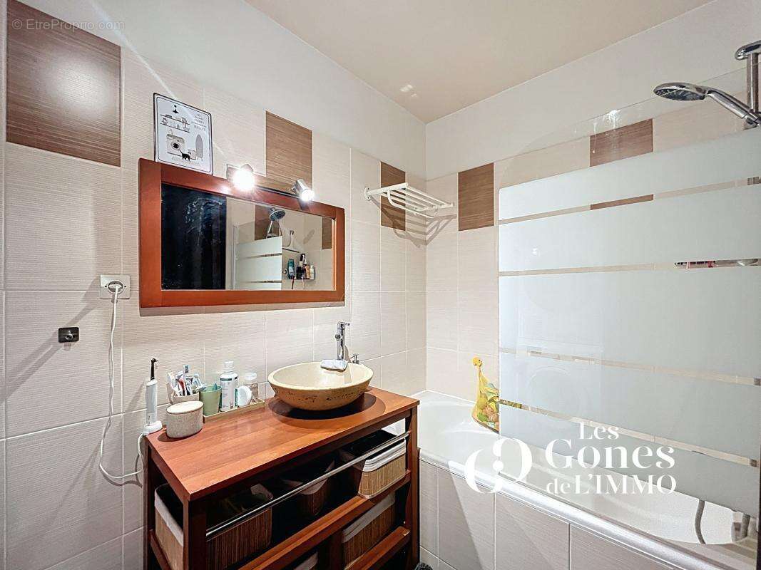 Appartement à LYON-5E