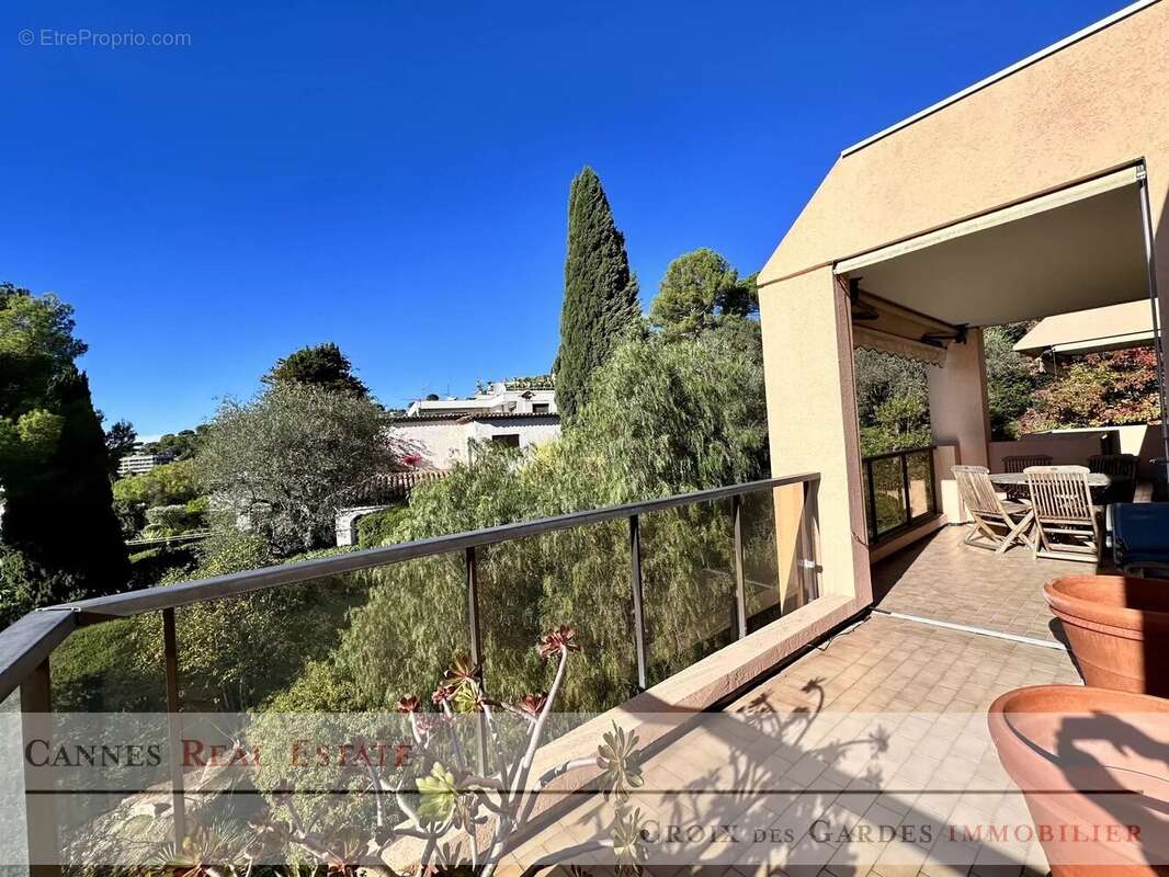 Appartement à LE CANNET