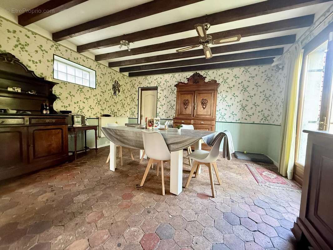 Maison à SAINT-MARTIN-DU-TERTRE