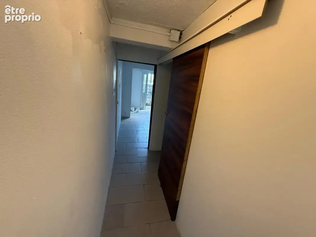 Maison 7 pièces 170 m² à vendre à Sainte-Marie (97438) - photo 3
