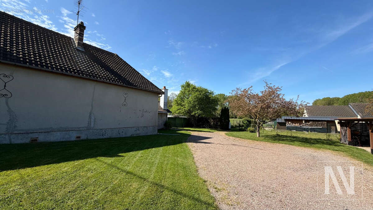 Maison à RILLY-SAINTE-SYRE