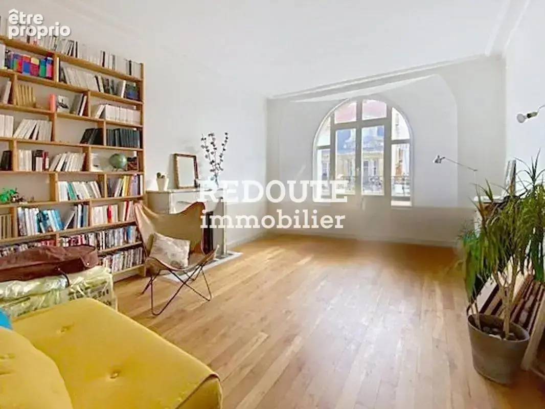 VENTE d'un appartement 4 pièces (environ 151 m²) à REIMS - photo 6