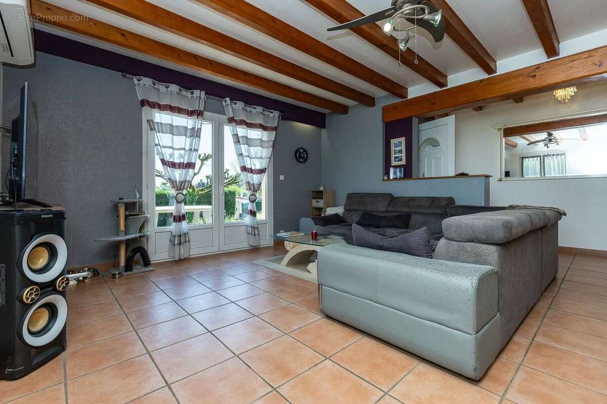 Maison à BOUVESSE-QUIRIEU