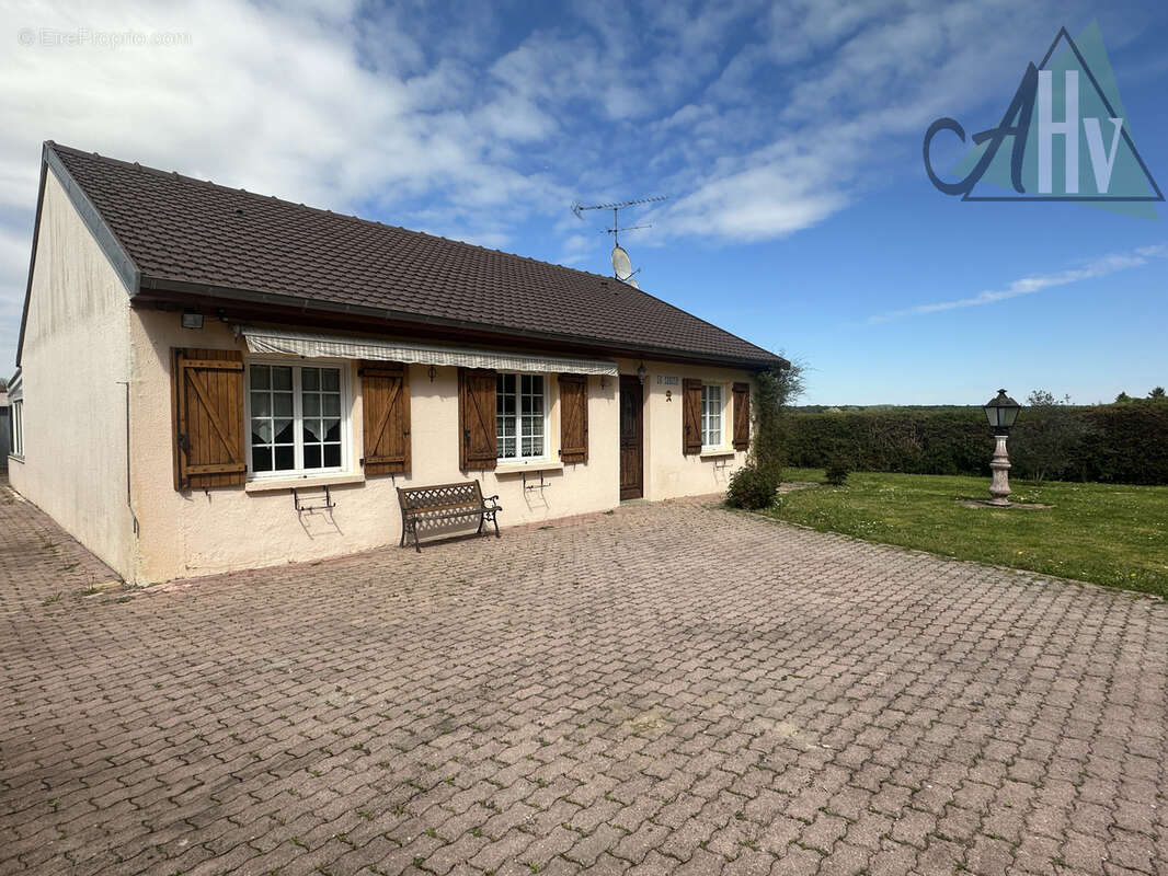 Maison à DONNEMARIE-DONTILLY