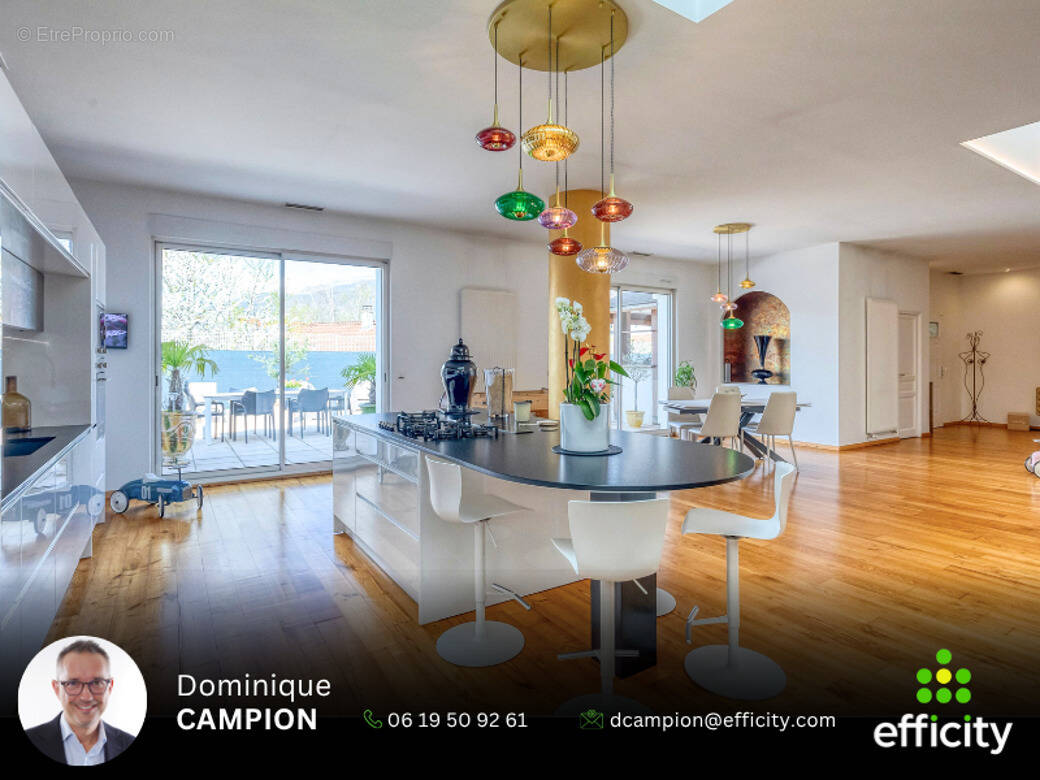 Appartement à SAINT-MARTIN-D'HERES