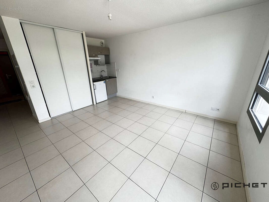 Appartement Bordeaux 1 pièce(s) 26.61 m2 - photo 3