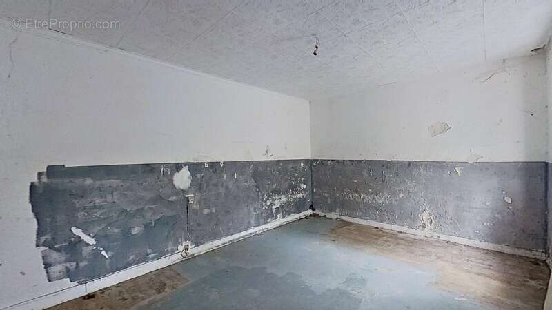 Maison à MONTMIRAIL