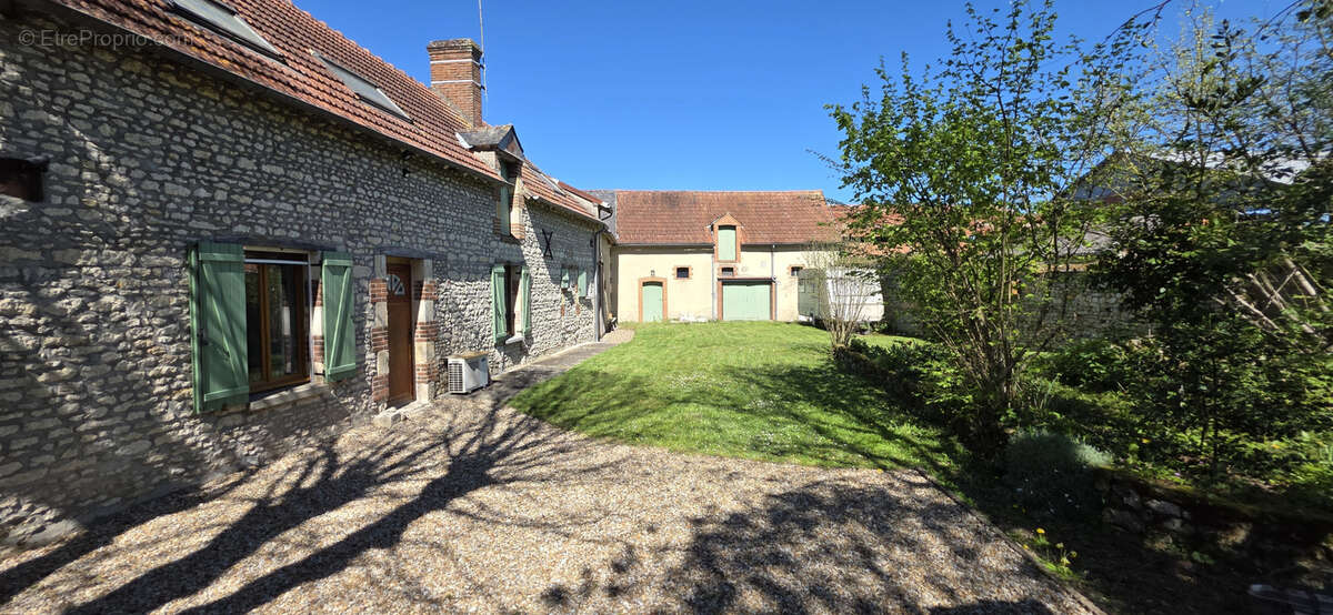 Maison à LORCY