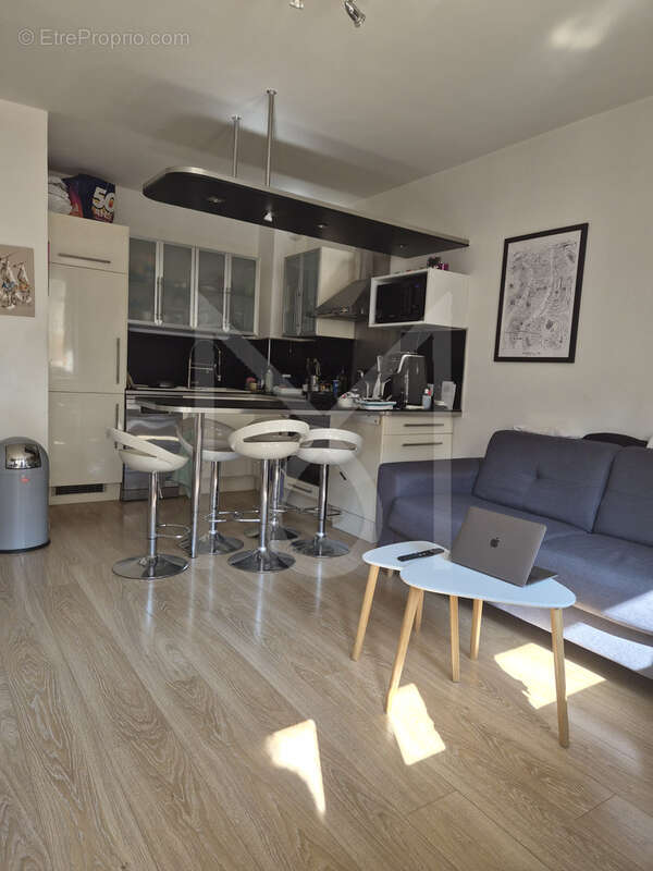 Appartement à MARSEILLE-5E