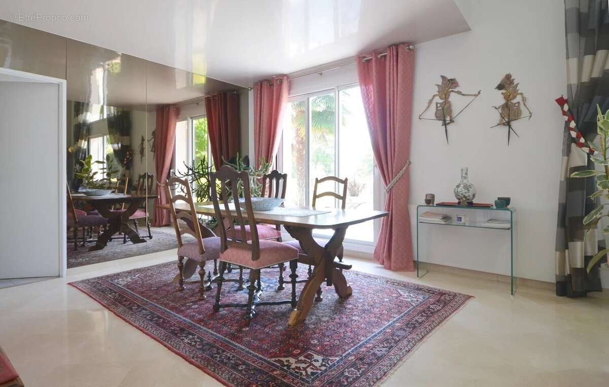 Maison à CROISSY-SUR-SEINE