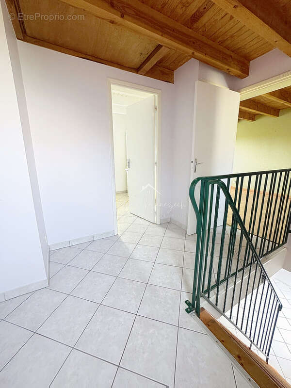 Maison à LES COSTES-GOZON