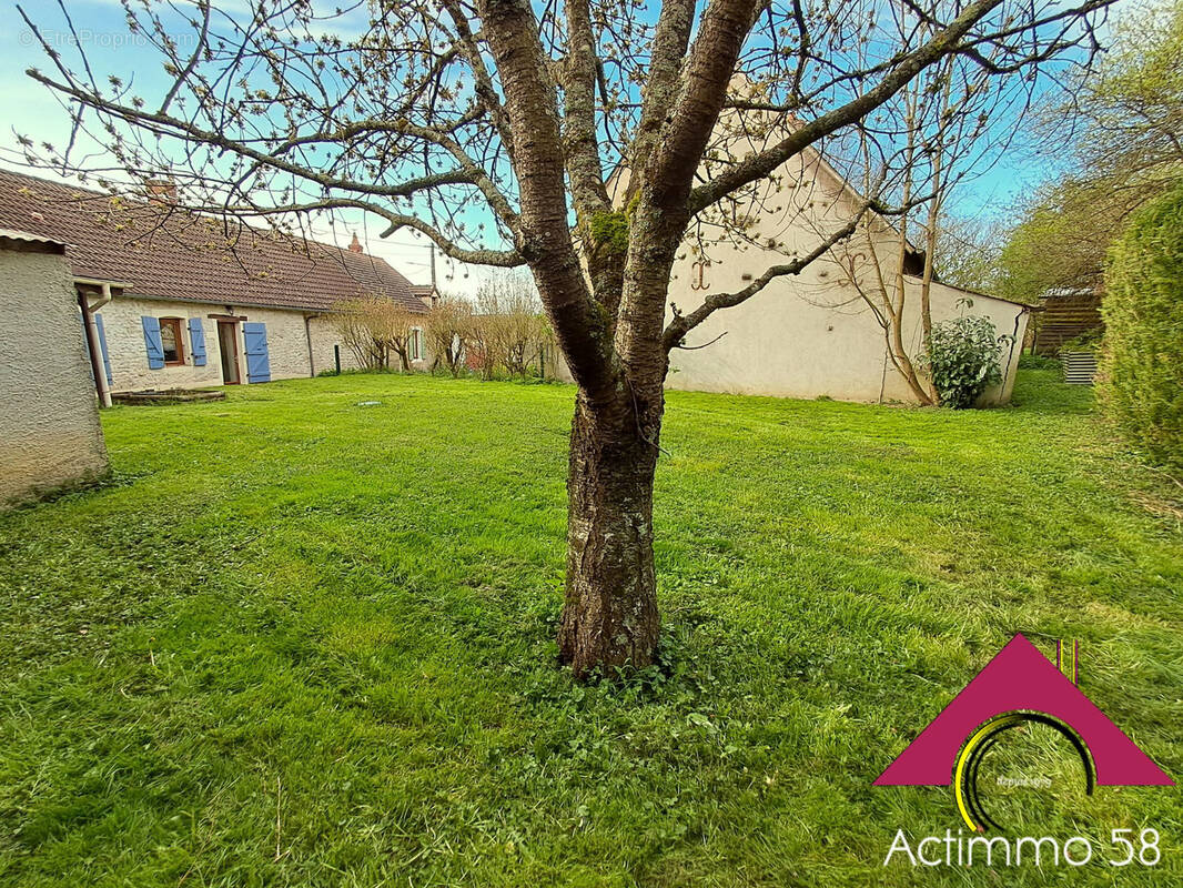 Maison à OUROUER-LES-BOURDELINS