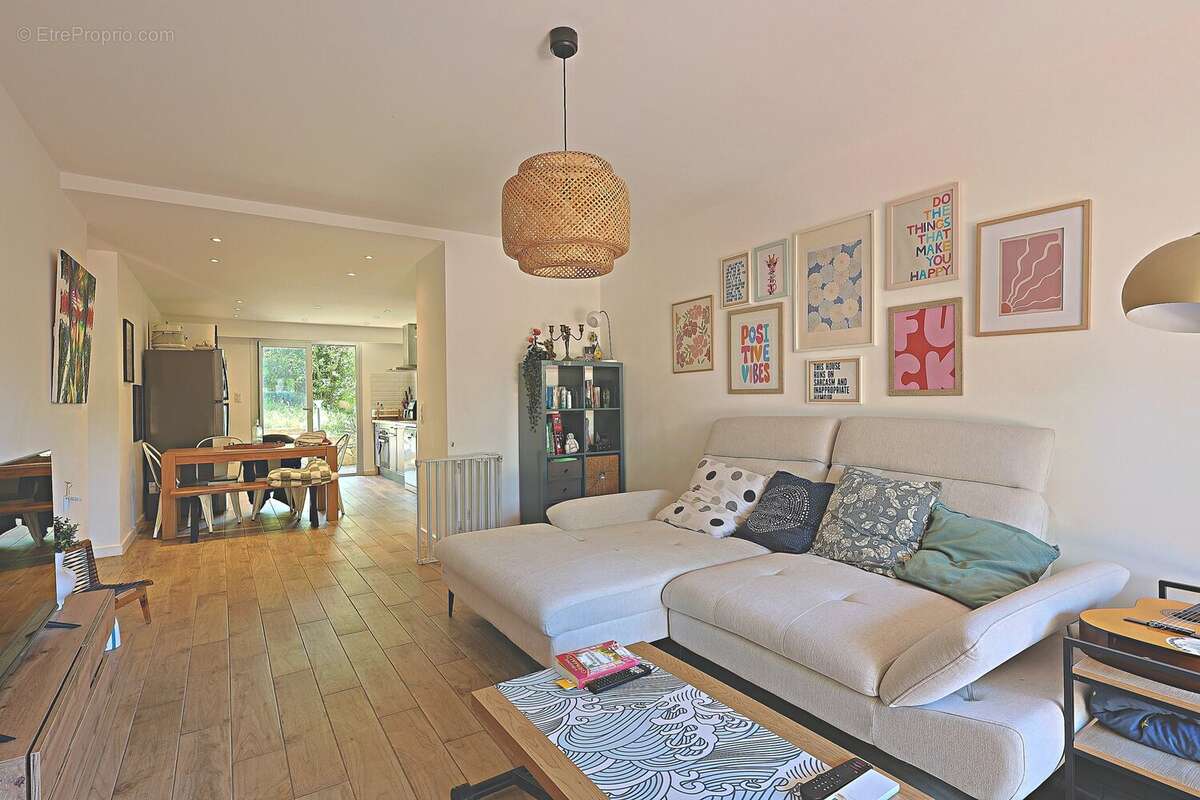 Superbe 3 Pièces RDJ avec pièce de vie XXL de 36 m², jardin privatif et terrasses - photo 11