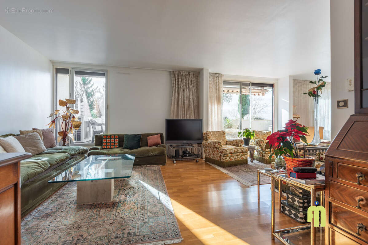 Appartement à CHAMPIGNY-SUR-MARNE