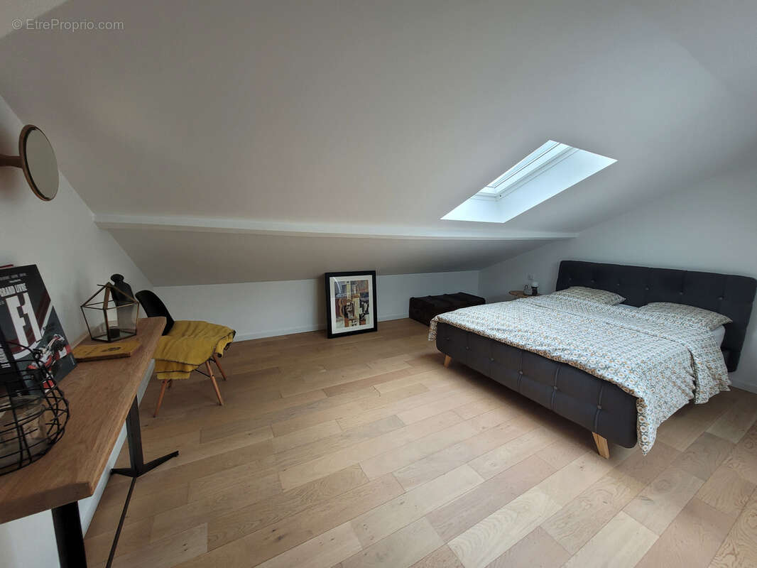 Appartement à SAINT-MAUR-DES-FOSSES