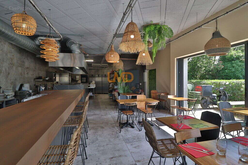 Commerce à LA SEYNE-SUR-MER