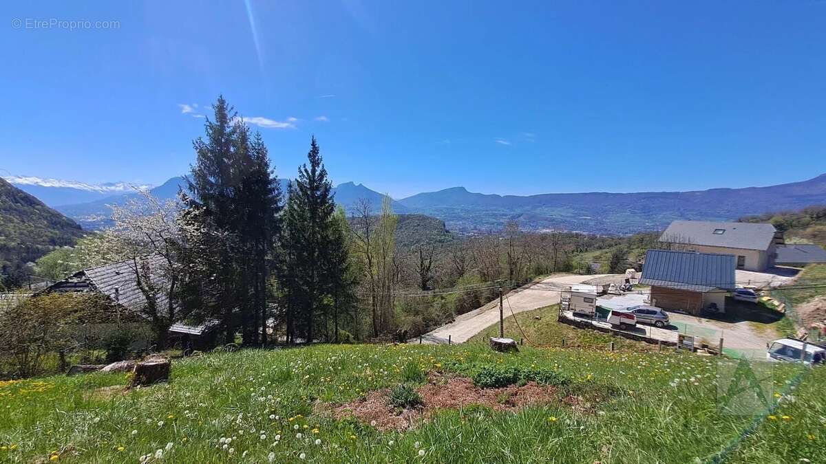 Terrain à VEREL-PRAGONDRAN