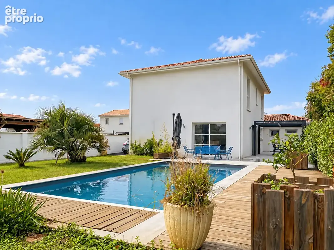 Maison contemporaine de 2020 ? 5 chambres et piscine chauffée - photo 2