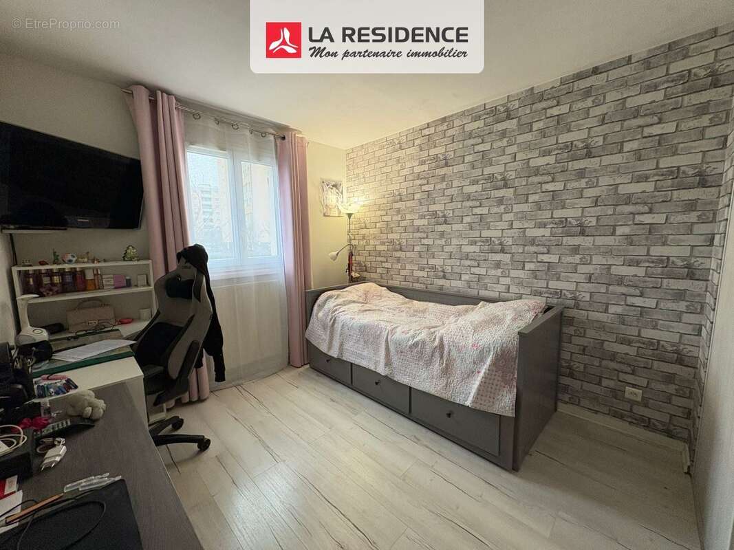 Maison à MONTIGNY-LES-CORMEILLES