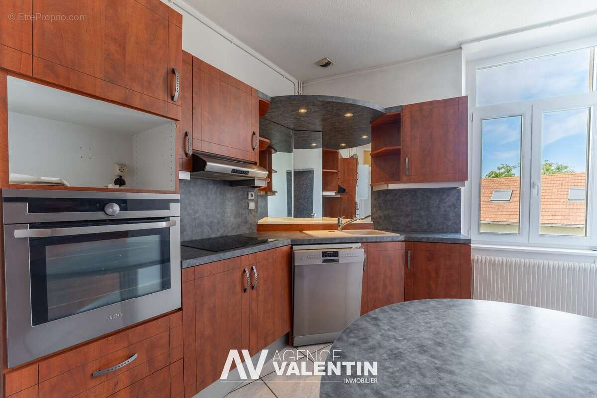 Appartement 153 m² à Metz  - photo 6