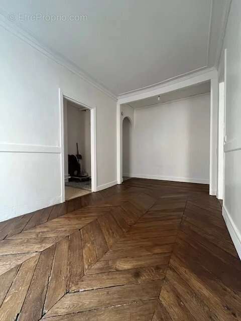 Appartement à PARIS-9E