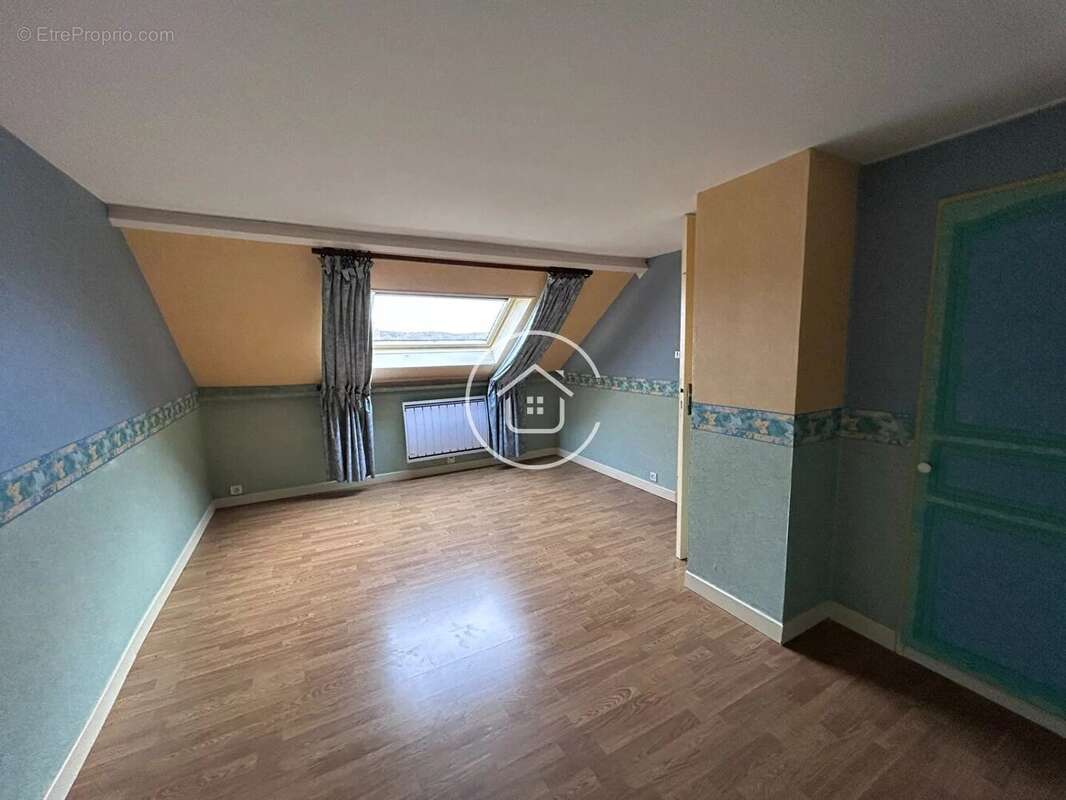 Maison à SAINT-LUBIN-EN-VERGONNOIS