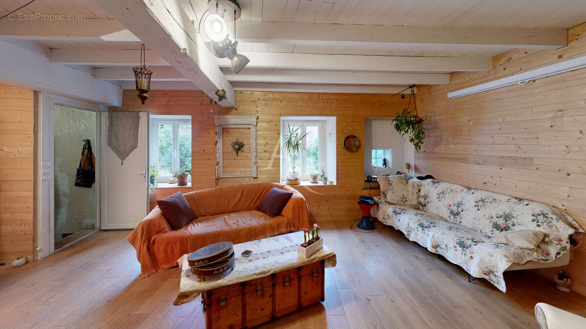 Maison à MIRAVAL-CABARDES